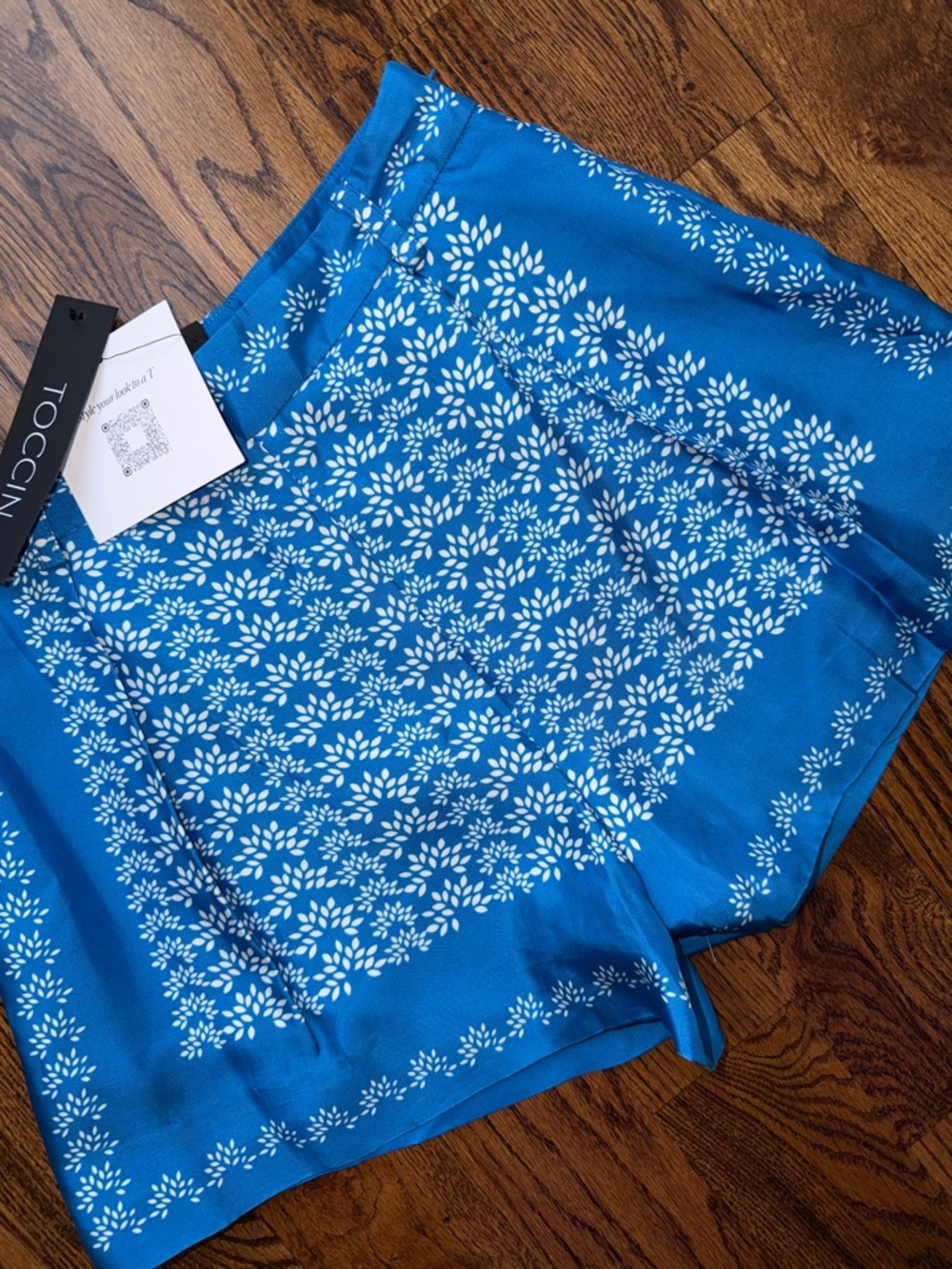 TOCCIN savannah trouser shorts azure scarf print - NWT - Size 0